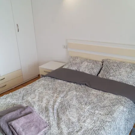 Stankovic アパート ヴラニェ